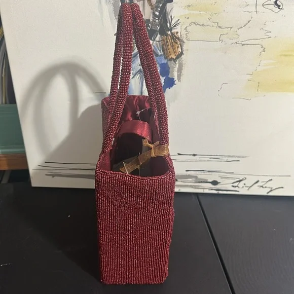 From India to you maroon bow beaded handle bag - Picture 4 of 8